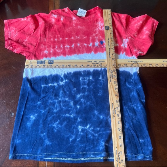Simply Southern Red White Blue Tye Dye T Shirt Turtle on Back Sz Medium/Small - Picture 4 of 4